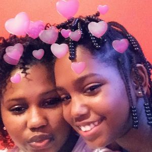 Meet your Posher, Celeste